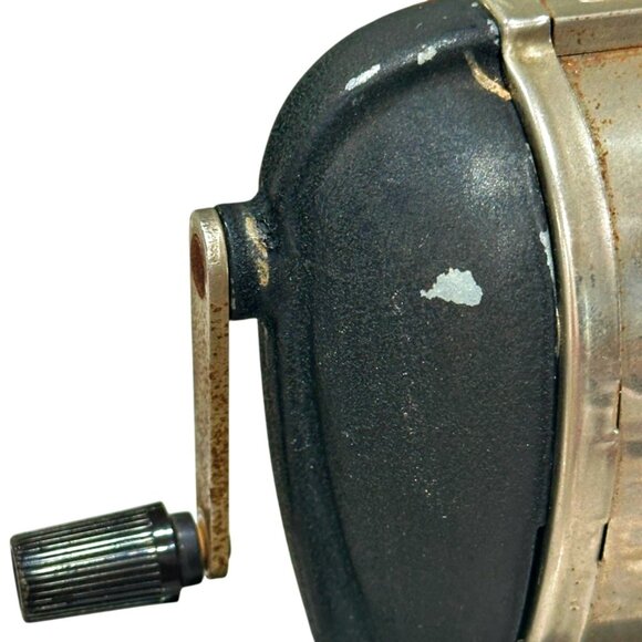 Vintage Boston Champion Pencil Sharpener Desktop Pinch Feed Hand Crank MCM - Picture 9 of 15
